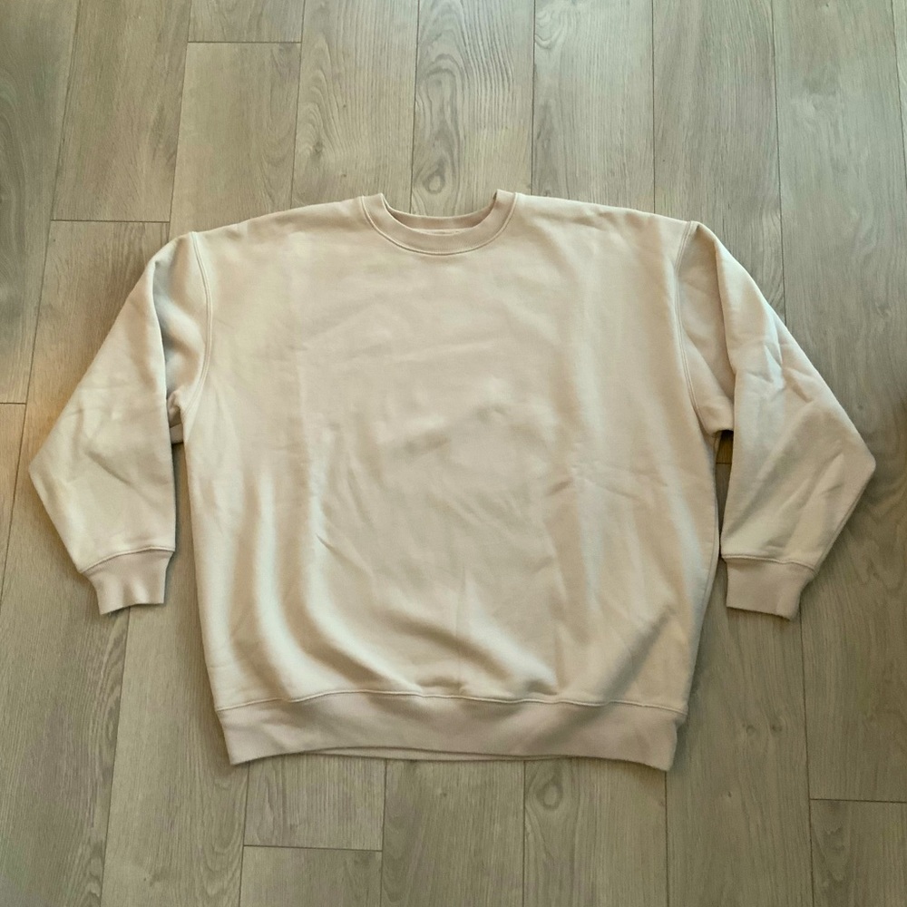 Aritzia Wilfred Free Oversize Crew